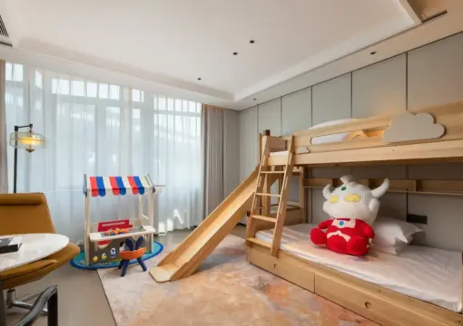 Cartoon-family Room