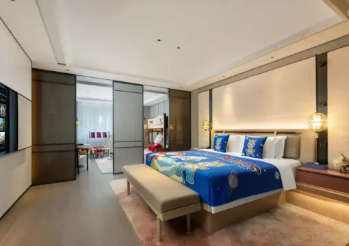 Cartoon-family Room