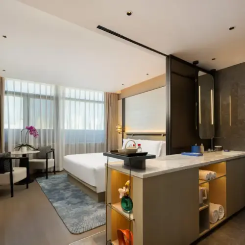 King-Size Bed Room