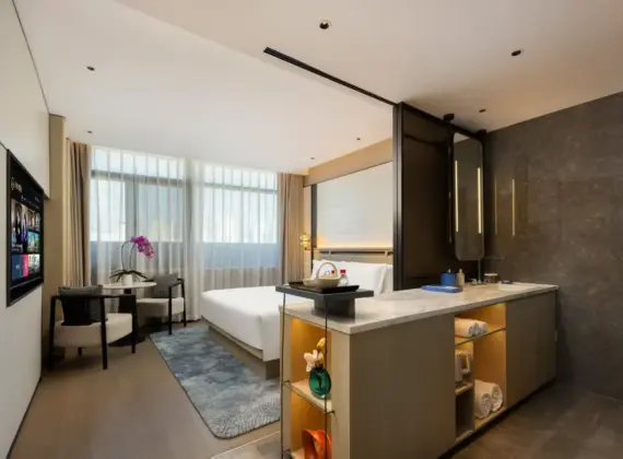 King-Size Bed Room