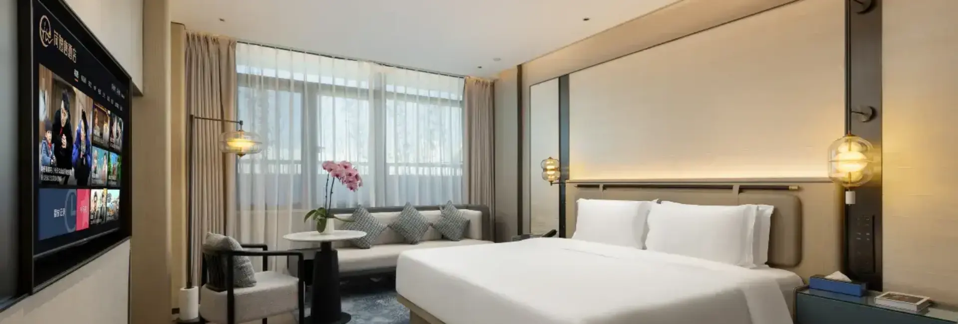 Queen Room